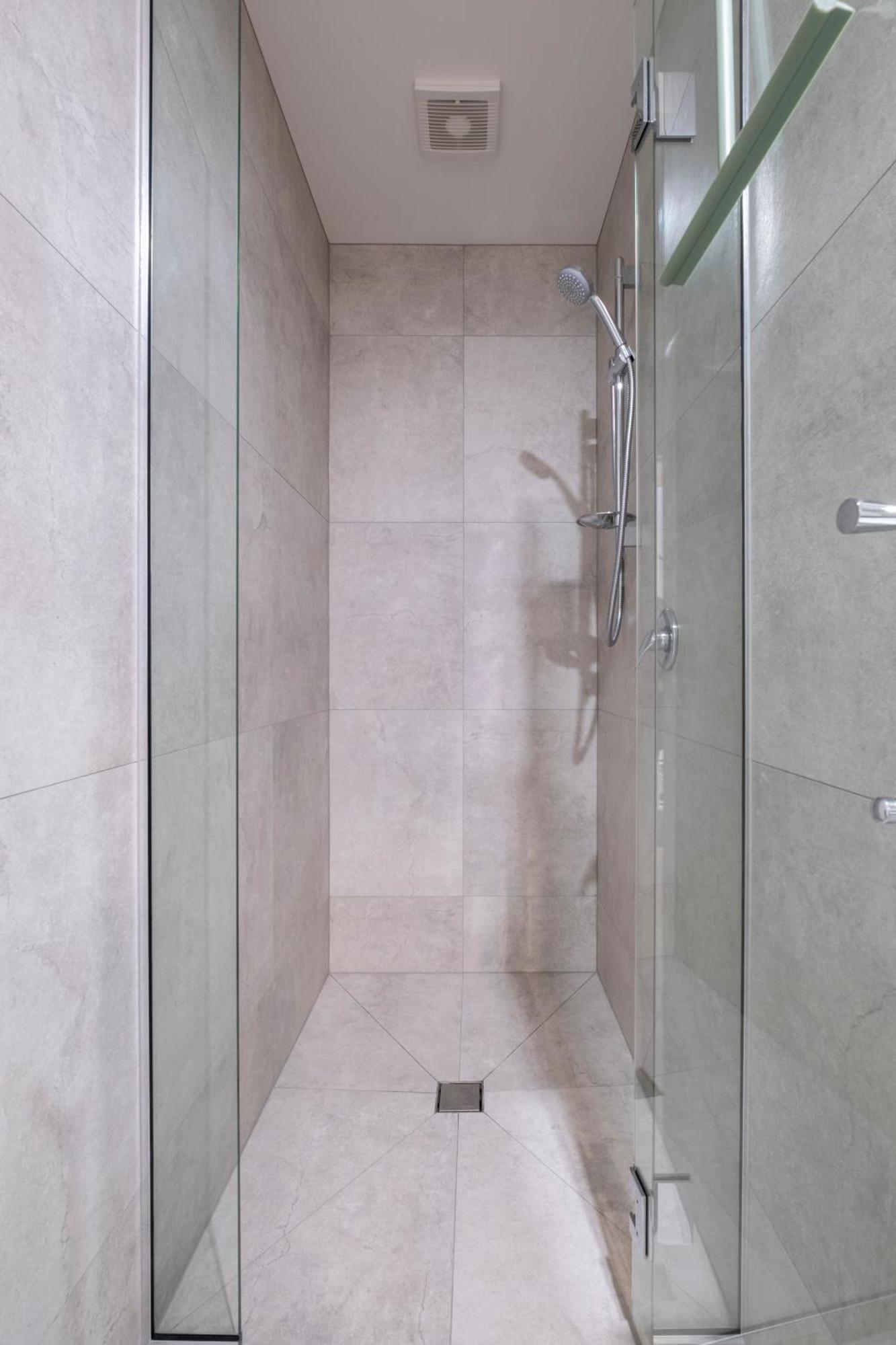 Luxury 2 Bed Townhome In Cbd 크라이스트처치 외부 사진