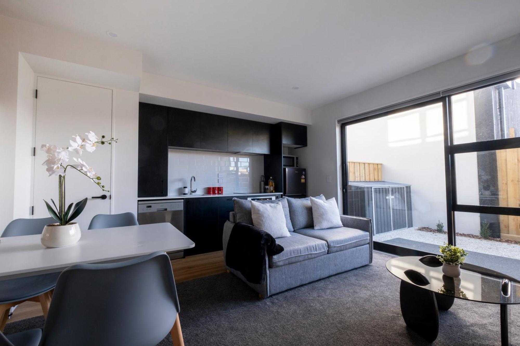 Luxury 2 Bed Townhome In Cbd 크라이스트처치 외부 사진