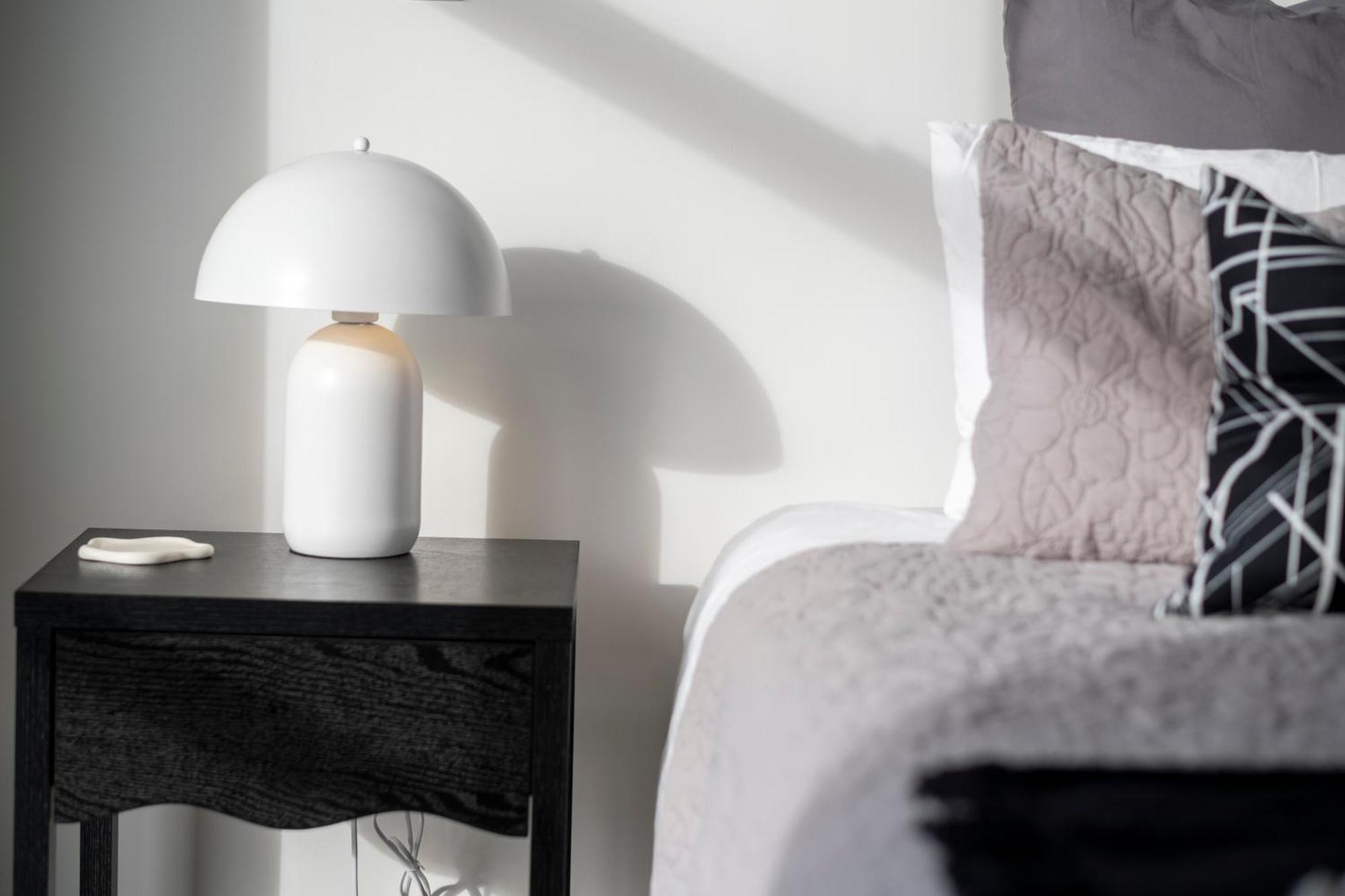Luxury 2 Bed Townhome In Cbd 크라이스트처치 외부 사진