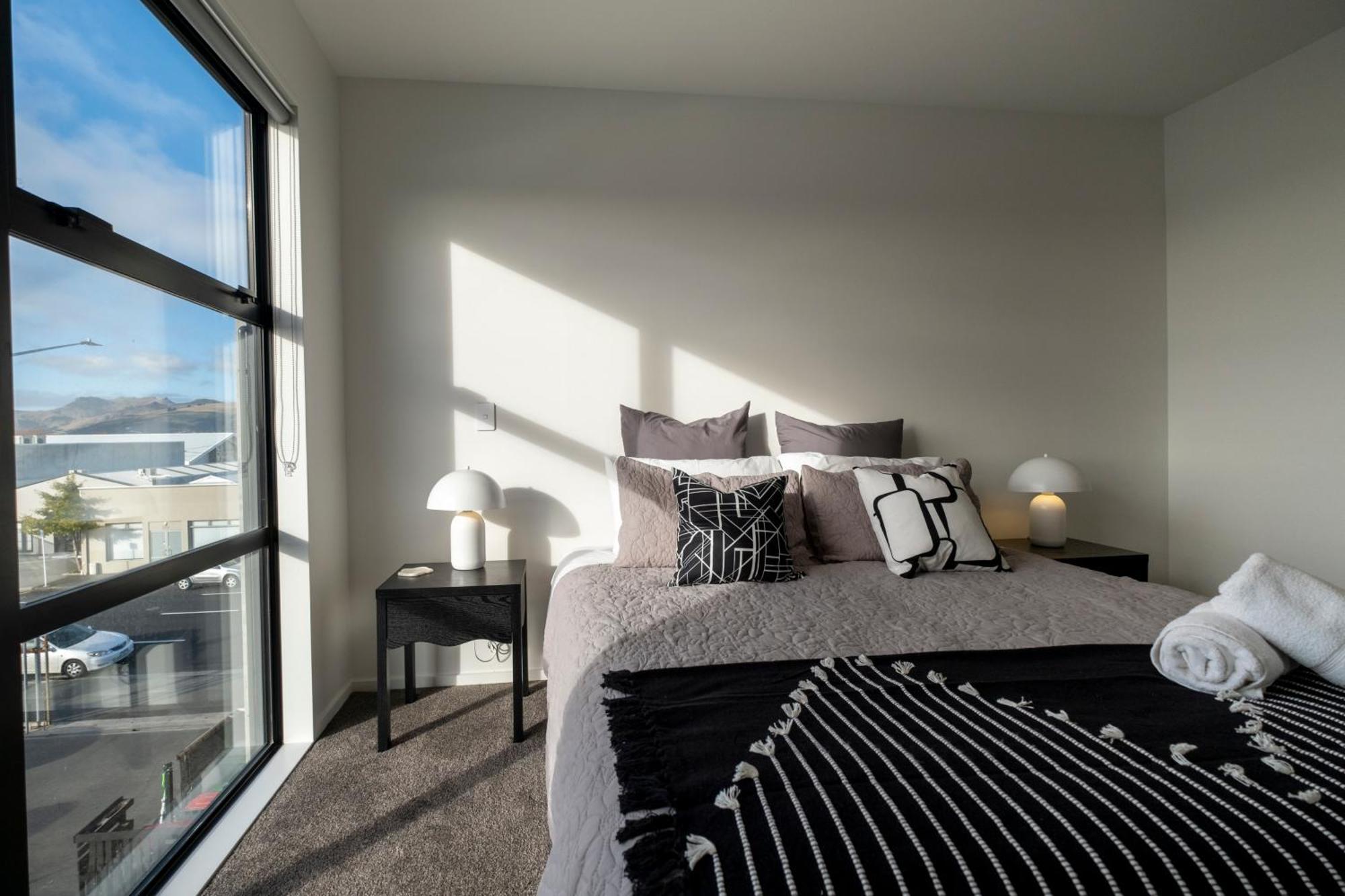 Luxury 2 Bed Townhome In Cbd 크라이스트처치 외부 사진